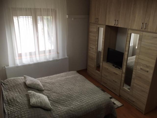 Apartamento Thaly 5 Debrecen Exterior foto